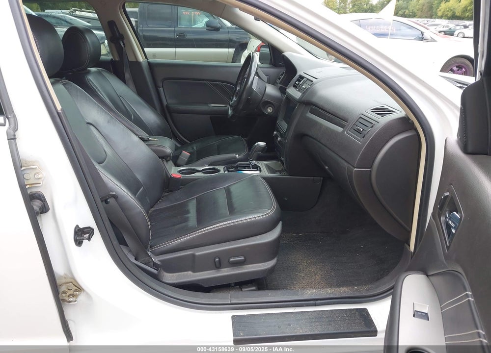 2011 FORD FUSION SPORT VIN: 3FAHP0KC9BR210210