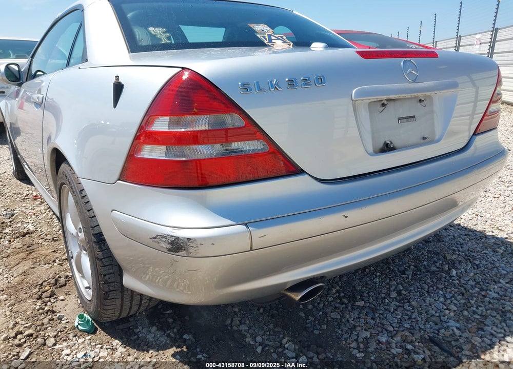 2001 MERCEDES-BENZ SLK 320 VIN: WDBKK65F01F196487