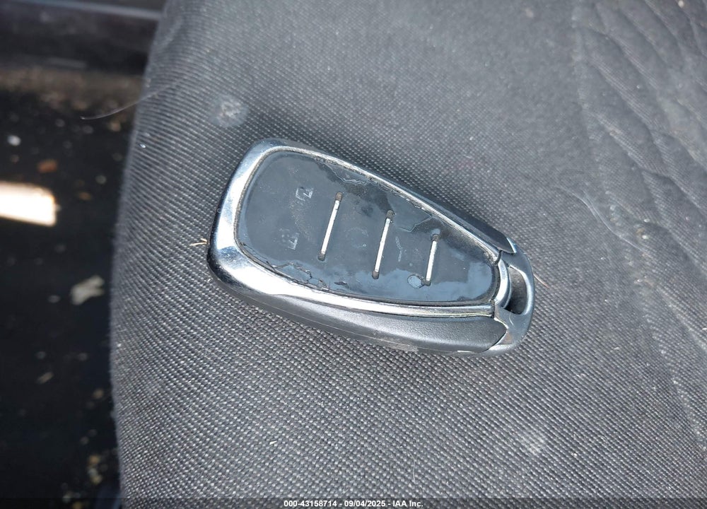 2018 CHEVROLET EQUINOX VIN: 2GNAXJEV4J6147142