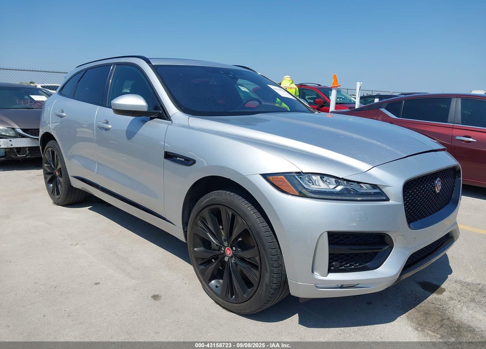 2018 JAGUAR F-PACE VIN: SADCL2EVXJA268896
