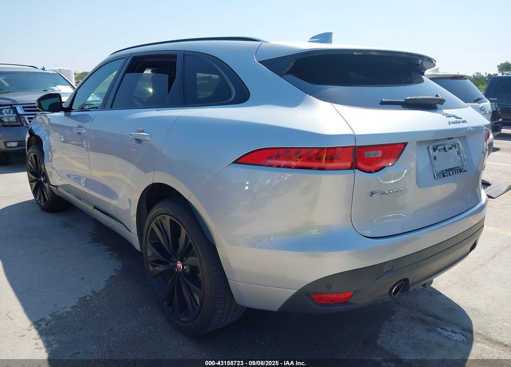 2018 JAGUAR F-PACE VIN: SADCL2EVXJA268896