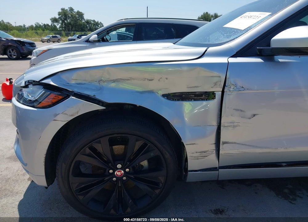 2018 JAGUAR F-PACE VIN: SADCL2EVXJA268896