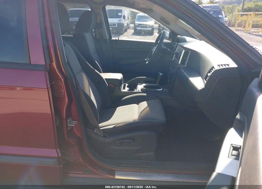2008 JEEP GRAND CHEROKEE LAREDO VIN: 1J8GR48K58C216284