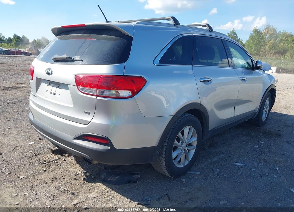 2017 KIA SORENTO VIN: 5XYPGDA56HG313104