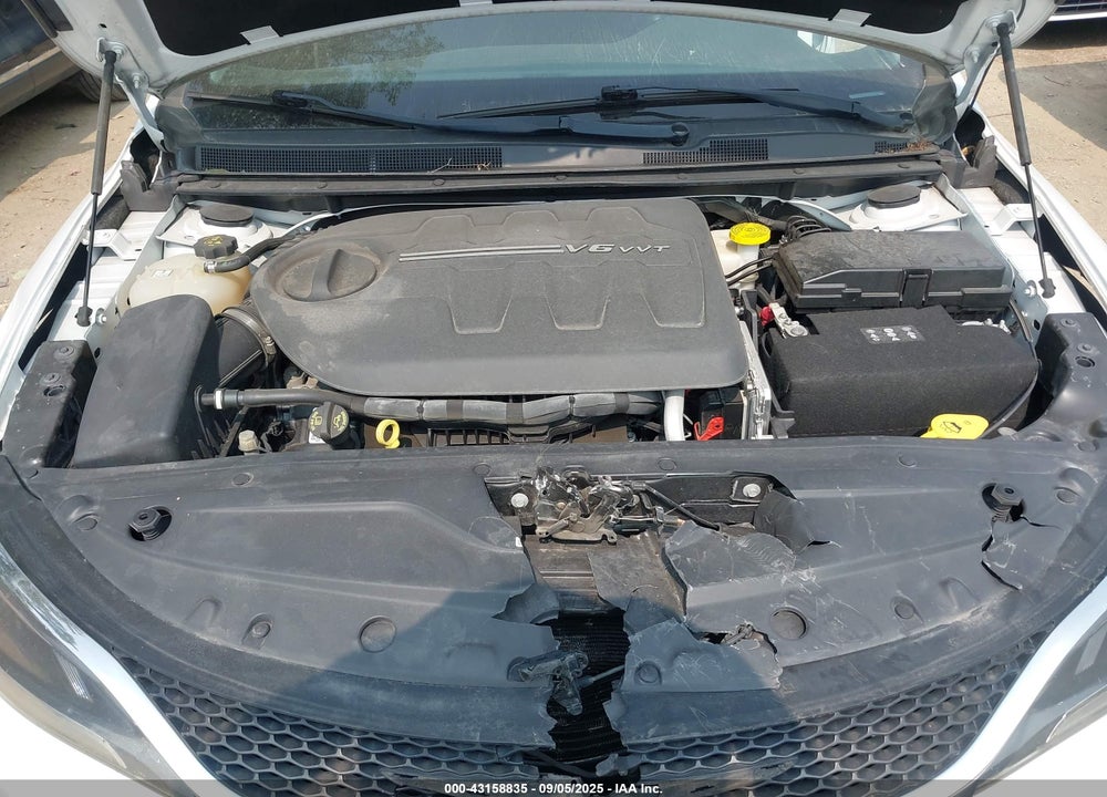 2016 CHRYSLER 200 VIN: 1C3CCCAG0GN157966