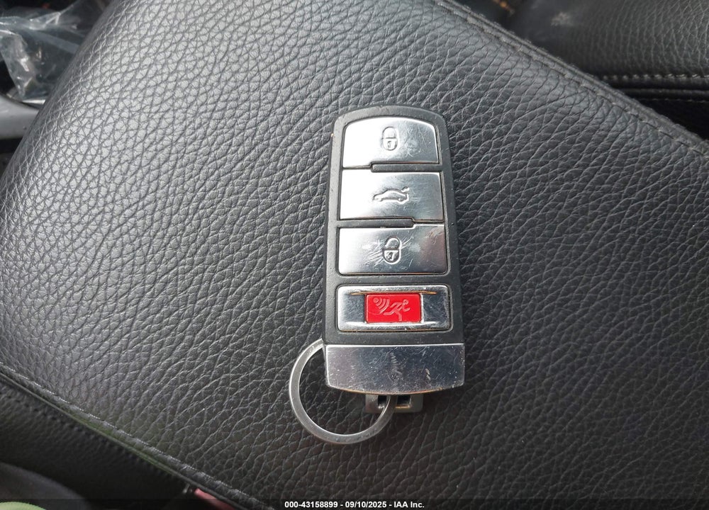 2009 VOLKSWAGEN PASSAT VIN: WVWJK93C69P039060