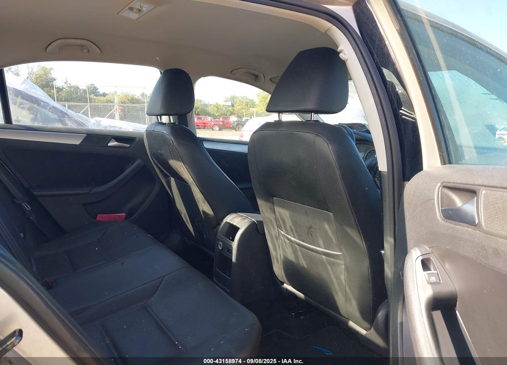 2013 VOLKSWAGEN JETTA VIN: 3VWDP7AJ5DM293620