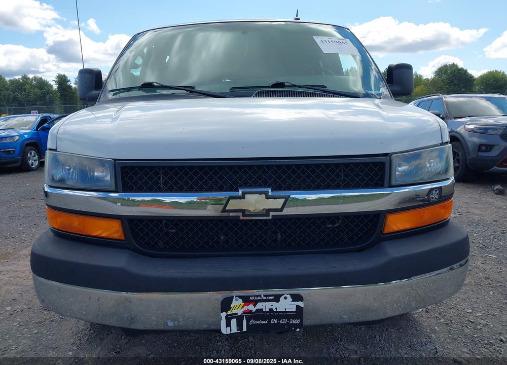 2015 CHEVROLET EXPRESS 3500 LT VIN: 1GAZG1FF1F1176880