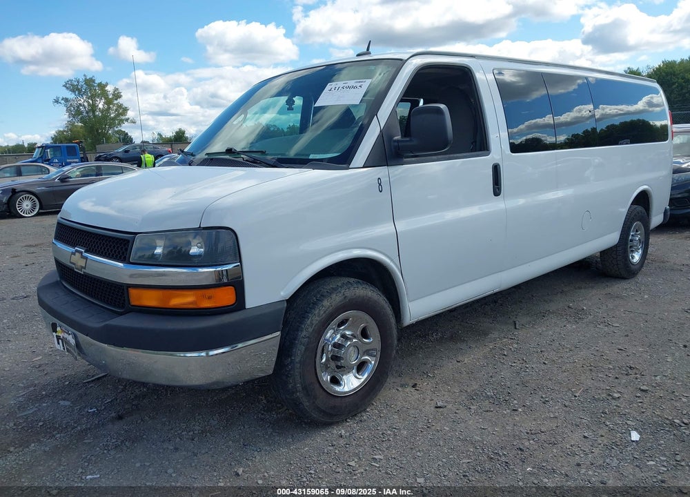 2015 CHEVROLET EXPRESS 3500 LT VIN: 1GAZG1FF1F1176880