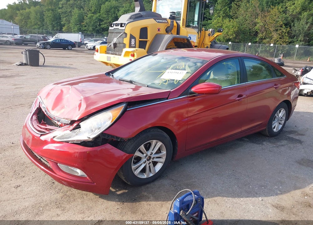 2013 HYUNDAI SONATA VIN: 5NPEB4AC7DH757129