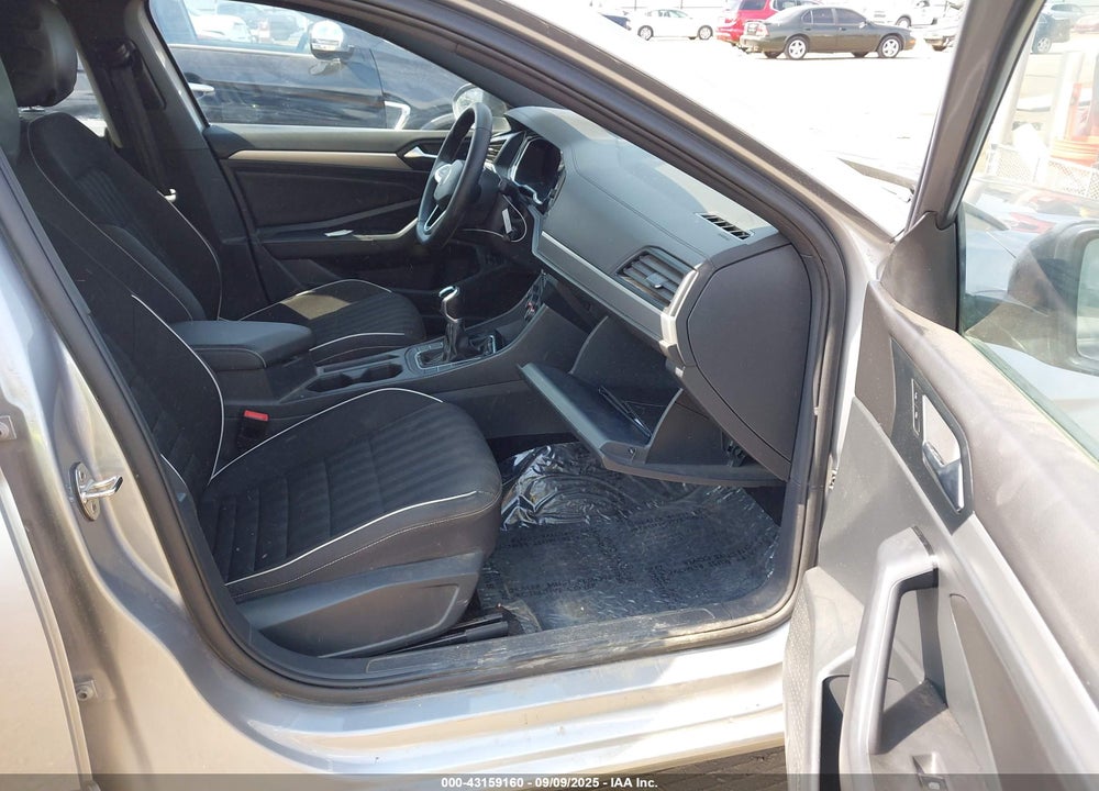 2023 VOLKSWAGEN JETTA VIN: 3VWAM7BU8PM016307