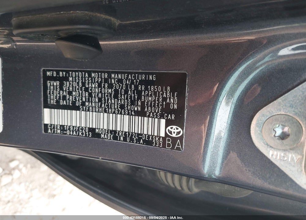 2017 TOYOTA COROLLA SE VIN: 5YFBURHE1HP676914