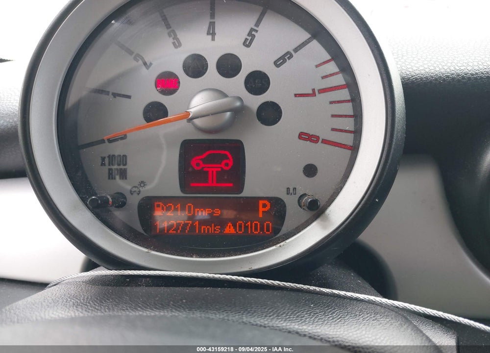 2010 MINI COOPER VIN: WMWMF3C54ATZ62663