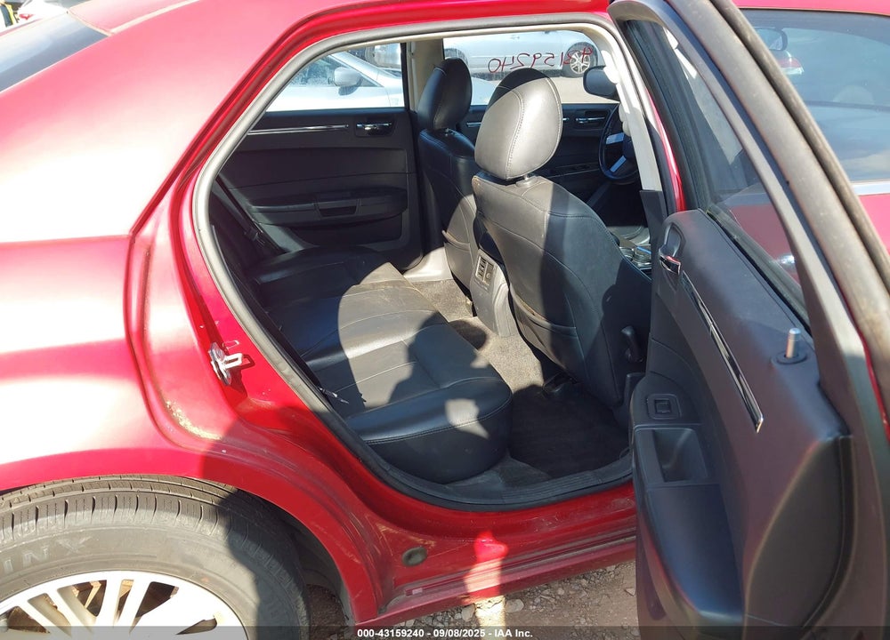 2010 CHRYSLER 300 VIN: 2C3CA5CV3AH192613