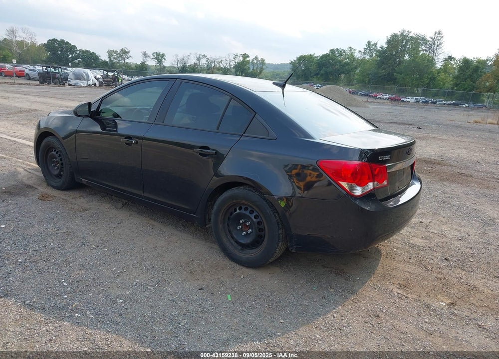 2013 CHEVROLET CRUZE LS AUTO VIN: 1G1PA5SH1D7265656
