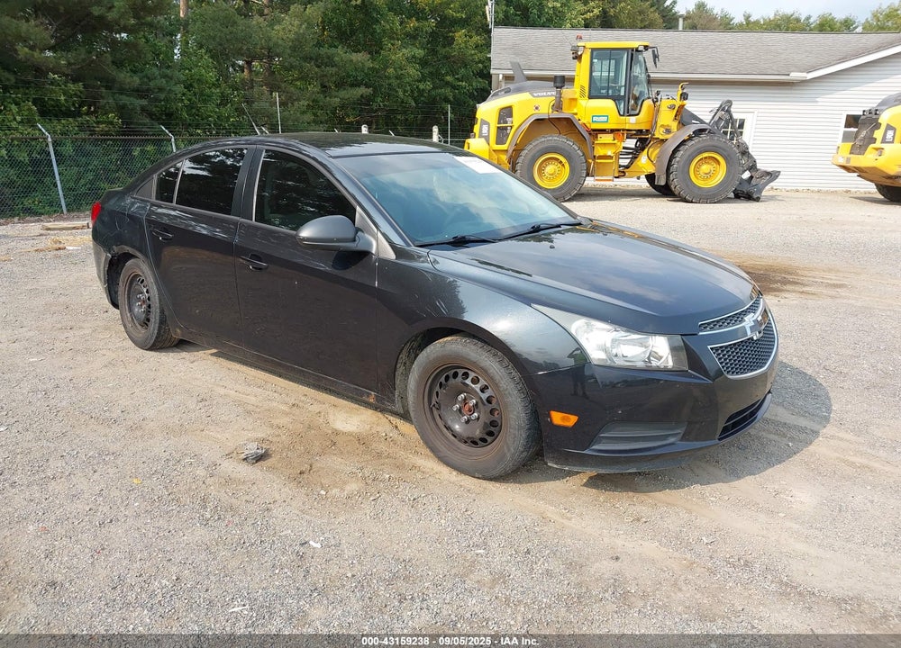 2013 CHEVROLET CRUZE LS AUTO VIN: 1G1PA5SH1D7265656