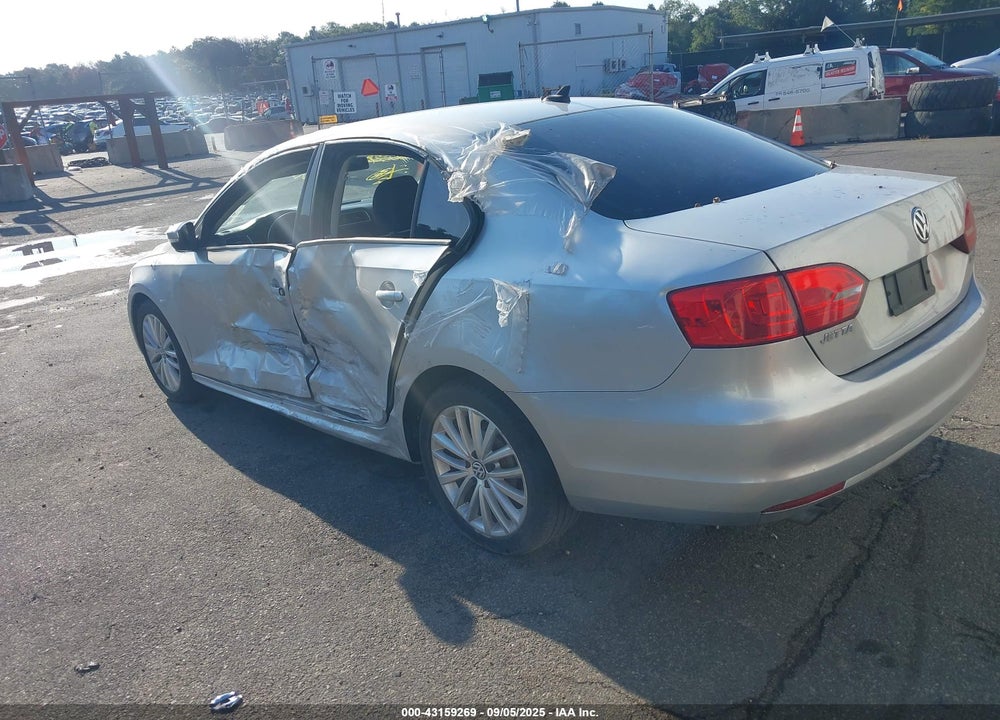 2011 VOLKSWAGEN JETTA VIN: 3VWBX7AJ6BM096802