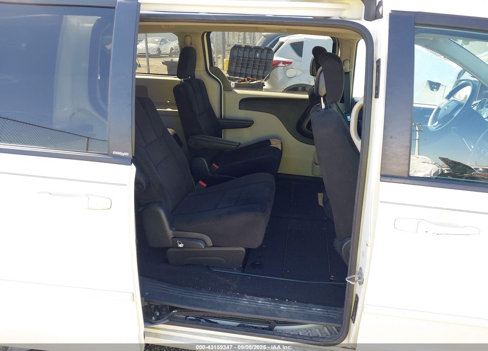 2013 DODGE GRAND CARAVAN SXT VIN: 2C4RDGCG6DR618528