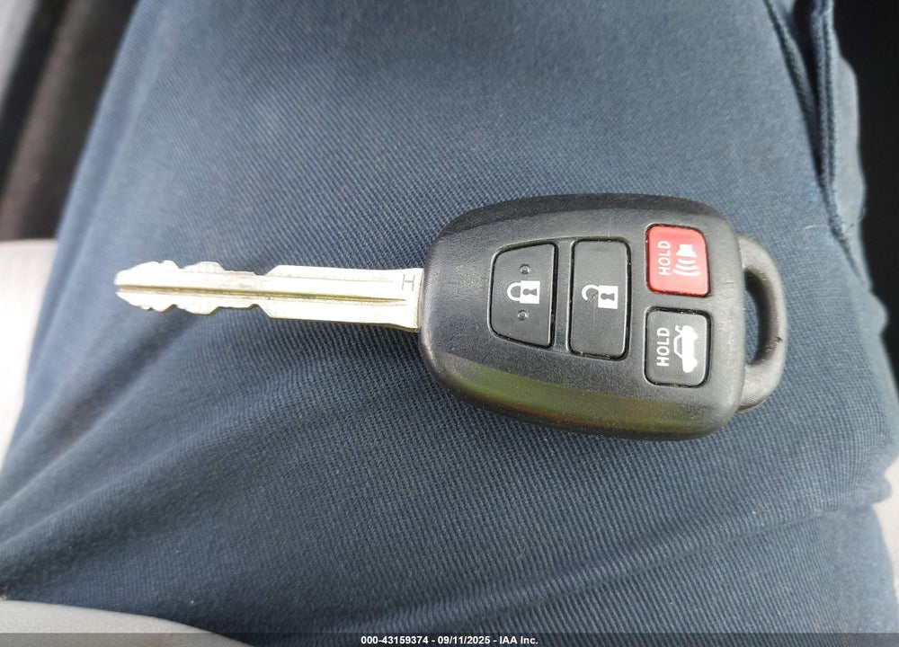 2018 TOYOTA COROLLA VIN: 5YFBURHEXJP849464