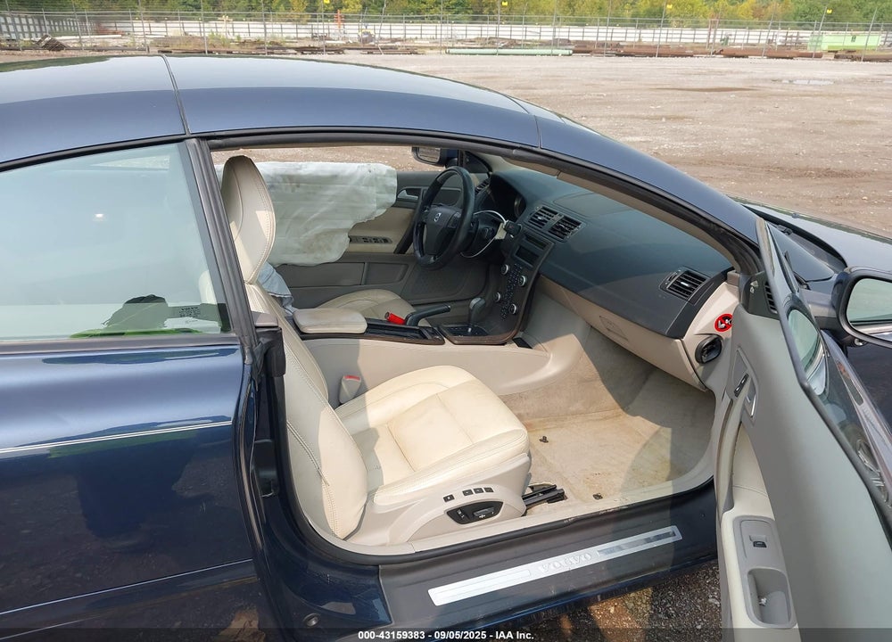 2012 VOLVO C70 VIN: YV1672MC5CJ127051