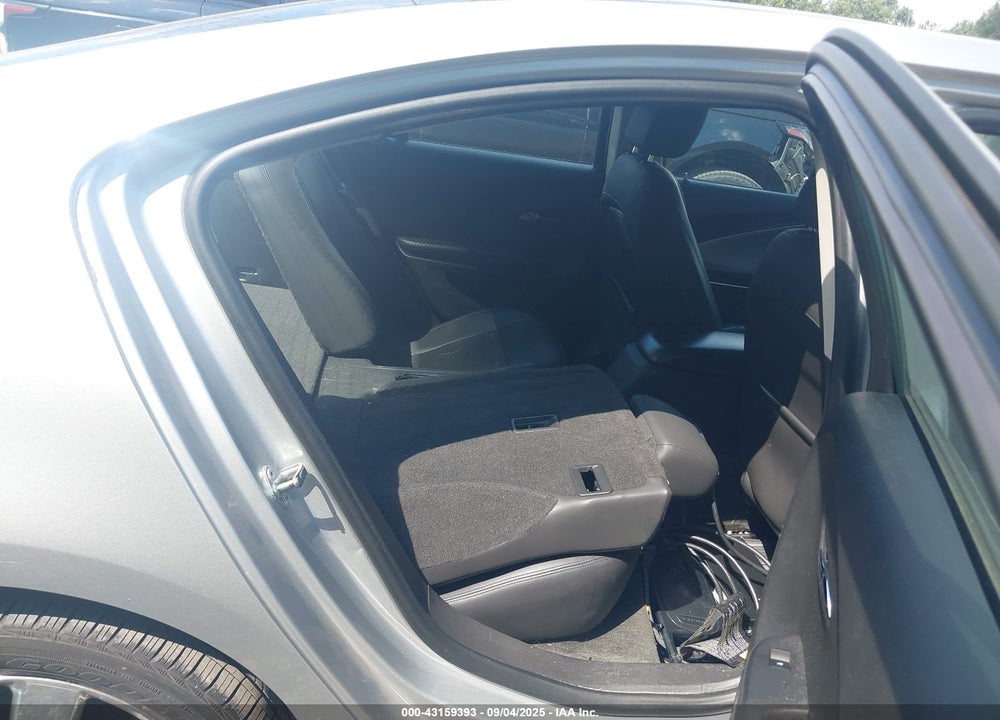 2011 CHEVROLET VOLT VIN: 1G1RD6E45BU103462