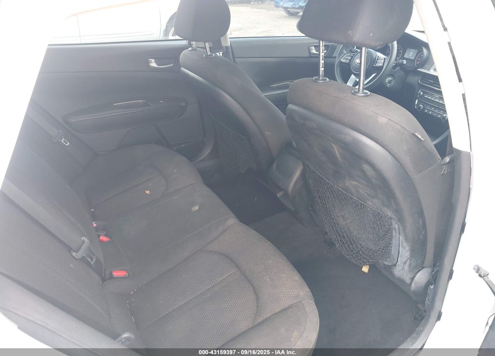 2020 KIA OPTIMA VIN: 5XXGT4L34LG431916