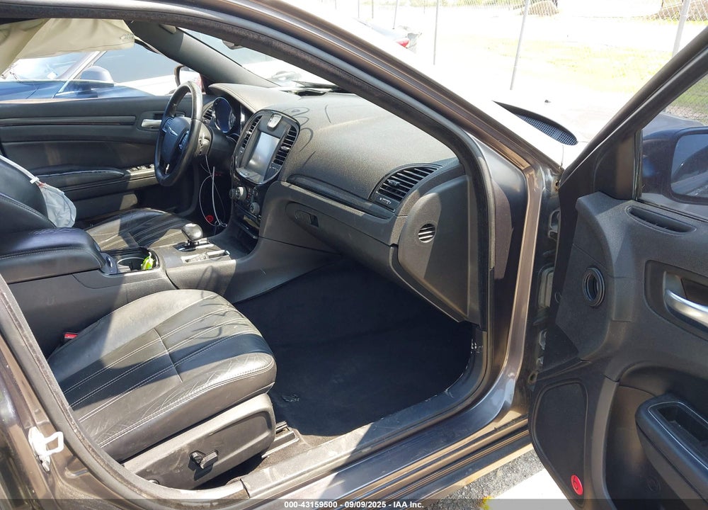 2014 CHRYSLER 300 VIN: 2C3CCABG8EH380877