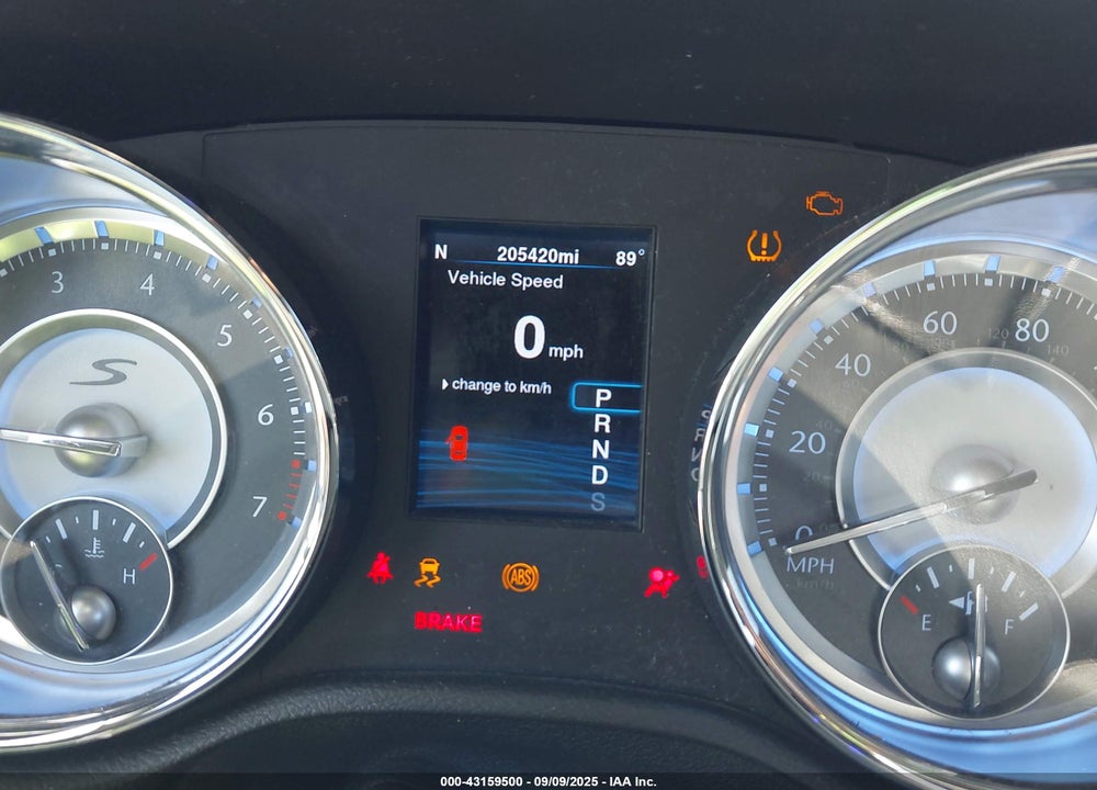 2014 CHRYSLER 300 VIN: 2C3CCABG8EH380877