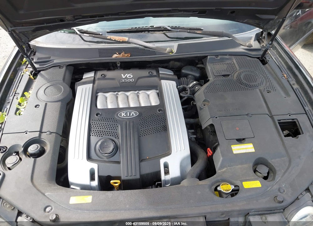 2005 KIA AMANTI VIN: KNALD124355070574