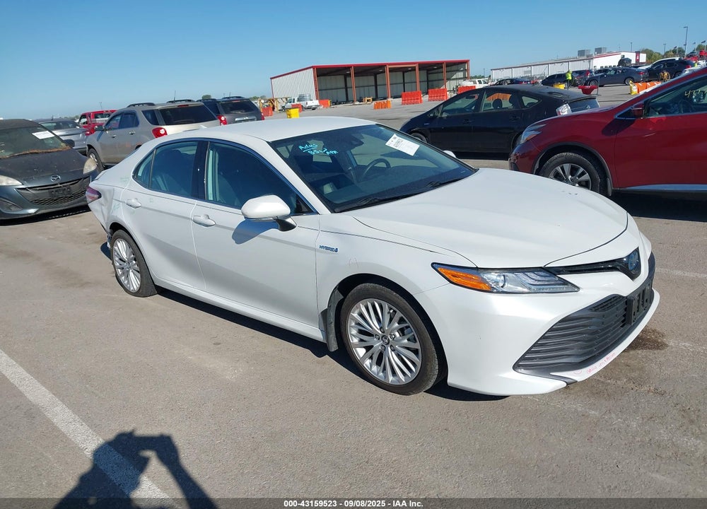 2019 TOYOTA CAMRY HYBRID XLE VIN: 4T1B21HK7KU519262