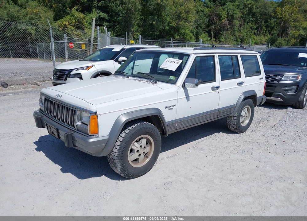 1992 JEEP CHEROKEE LAREDO VIN: 1J4FJ58S8NL245994