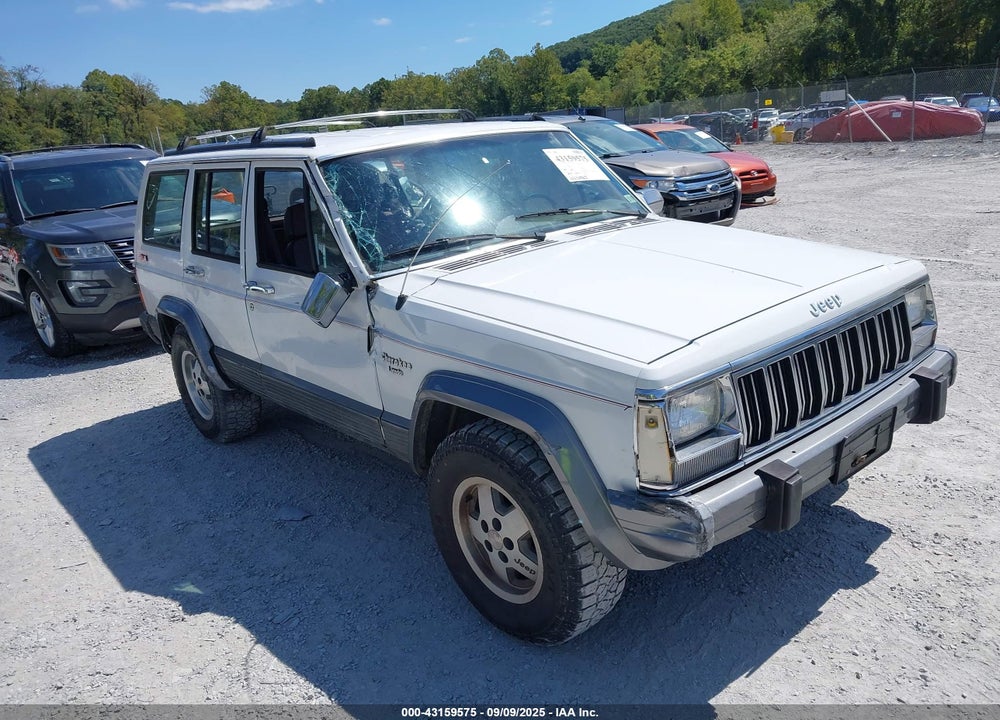1992 JEEP CHEROKEE LAREDO VIN: 1J4FJ58S8NL245994