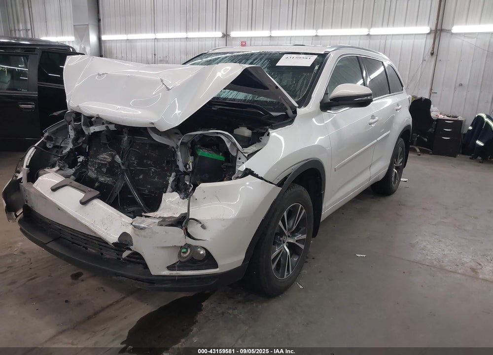 2016 TOYOTA HIGHLANDER XLE V6 VIN: 5TDJKRFH5GS349128