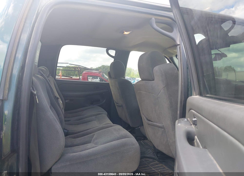 2005 CHEVROLET SILVERADO 1500 Z71 VIN: 2GCEK13T851228027