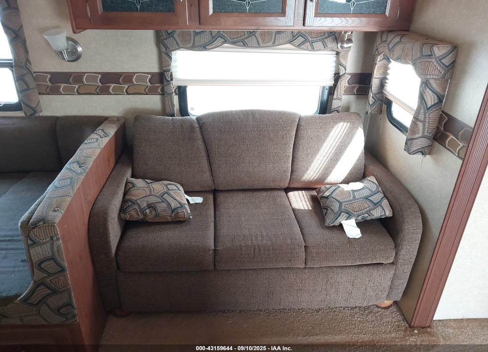 2012 ROCKWOOD SIGNATURE ULTRA LITE 8317SS TRAVEL TRAILER VIN: 4X4TRLH26C1839797