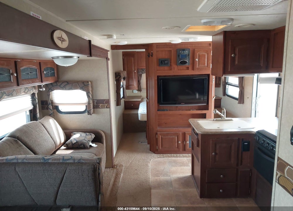 2012 ROCKWOOD SIGNATURE ULTRA LITE 8317SS TRAVEL TRAILER VIN: 4X4TRLH26C1839797
