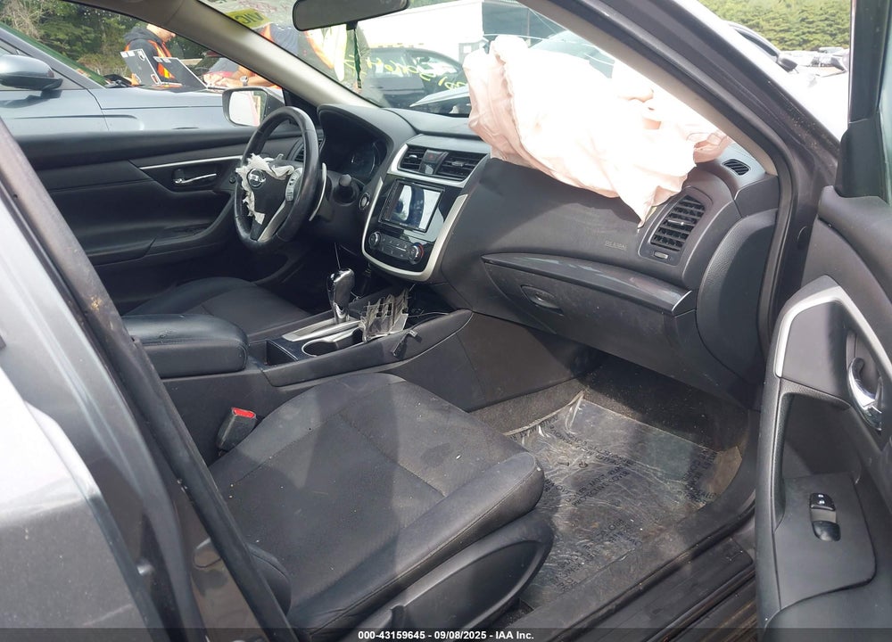 2018 NISSAN ALTIMA VIN: 1N4AL3AP1JC135177