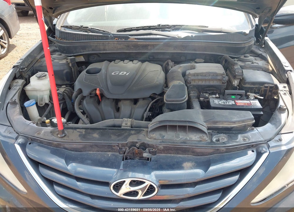 2013 HYUNDAI SONATA VIN: 5NPEB4AC4DH758951