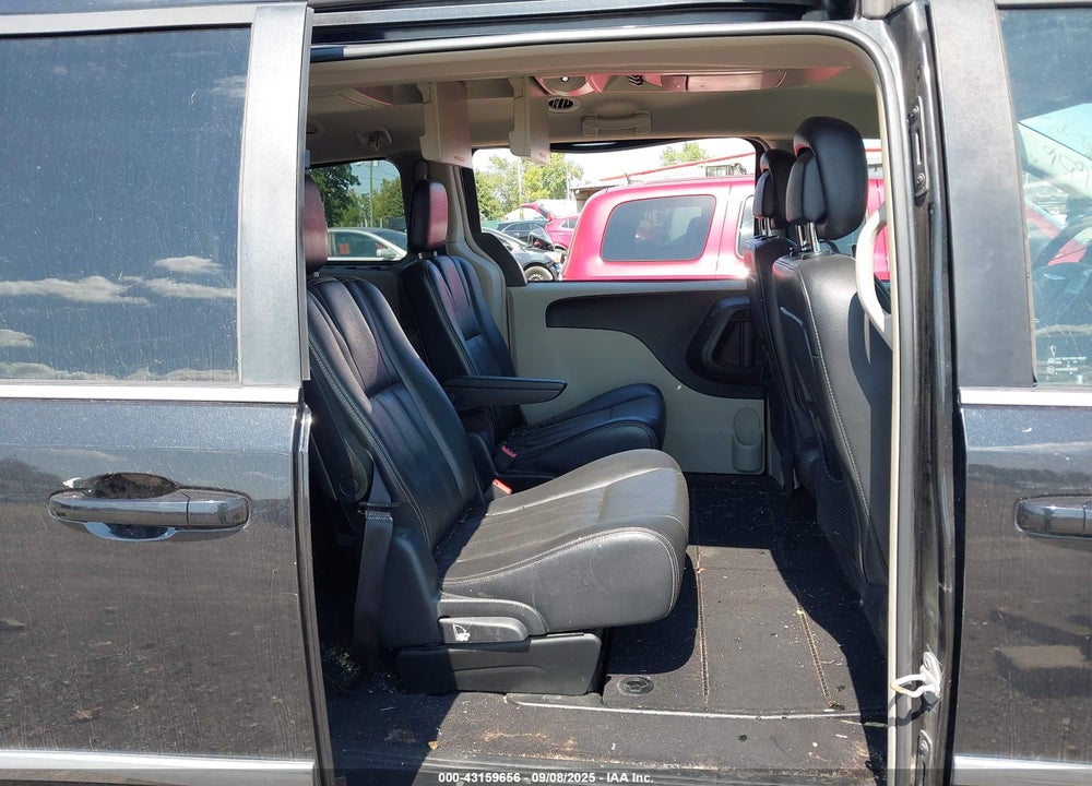 2012 CHRYSLER TOWN & COUNTRY VIN: 2C4RC1BG3CR188988