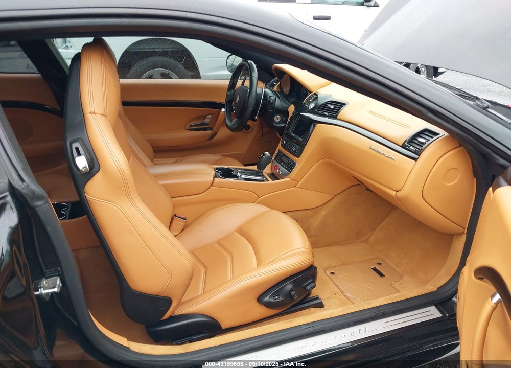 2015 MASERATI GRANTURISMO VIN: ZAM45VLA5F0144748