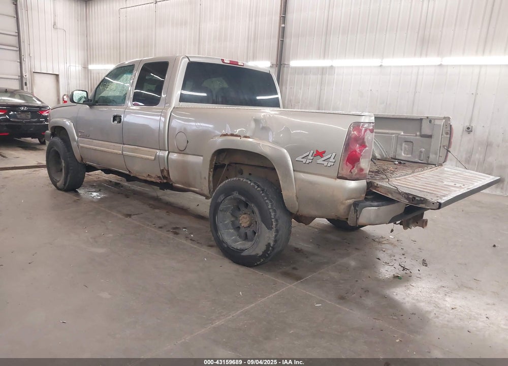 2003 CHEVROLET SILVERADO 2500HD LS VIN: 1GCHK29193E117684