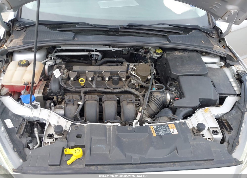 2015 FORD FOCUS VIN: 1FADP3K2XFL304138