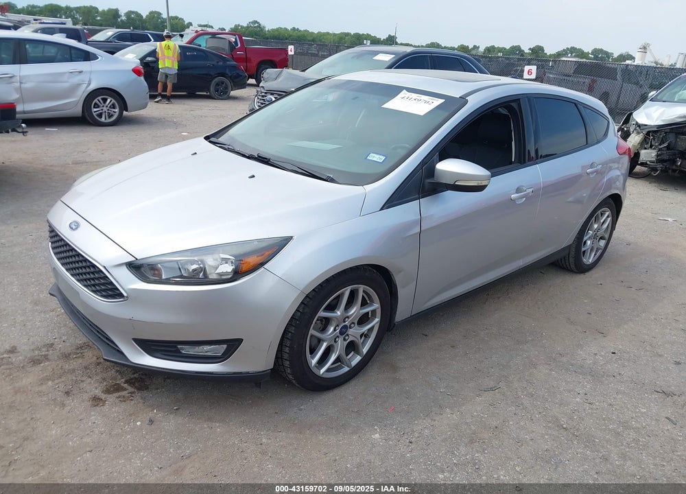 2015 FORD FOCUS VIN: 1FADP3K2XFL304138