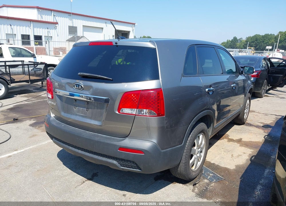 2011 KIA SORENTO LX VIN: 5XYKTCA12BG064983