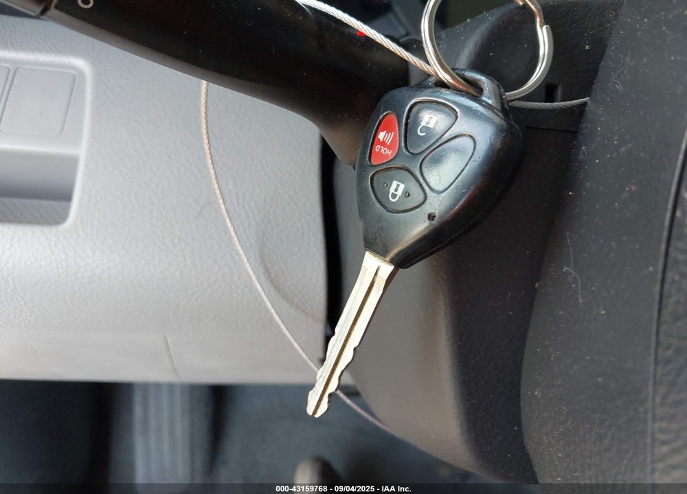 2011 TOYOTA RAV4 VIN: 2T3ZF4DV5BW072197