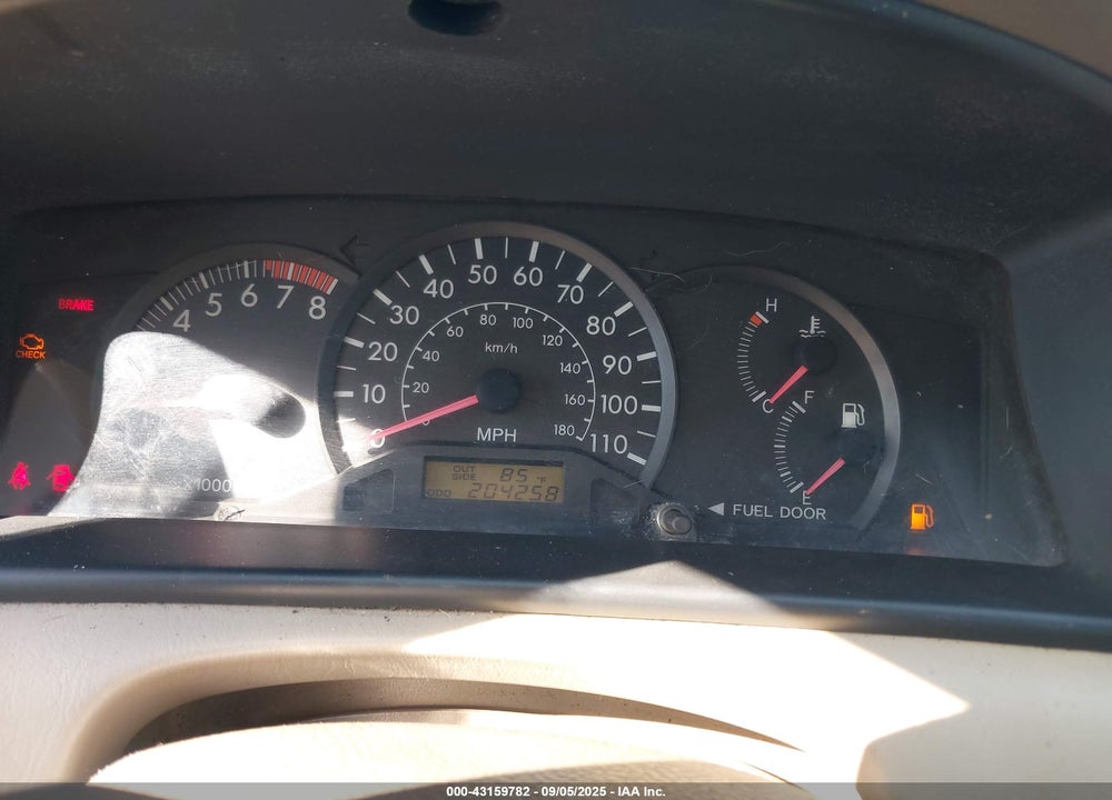 2005 TOYOTA COROLLA CE VIN: 2T1BR32E05C350217