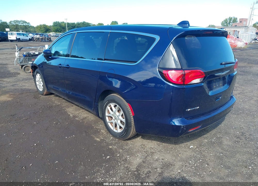 2017 CHRYSLER PACIFICA LX VIN: 2C4RC1CG7HR665508