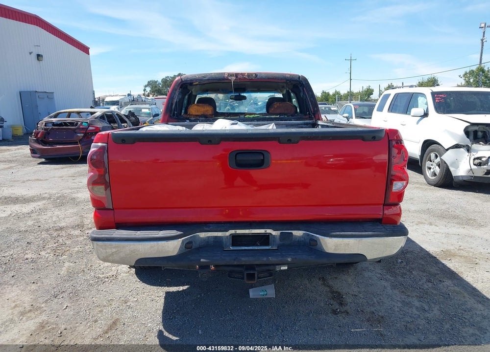 2003 CHEVROLET SILVERADO 1500 LS VIN: 2GCEC19V331411497