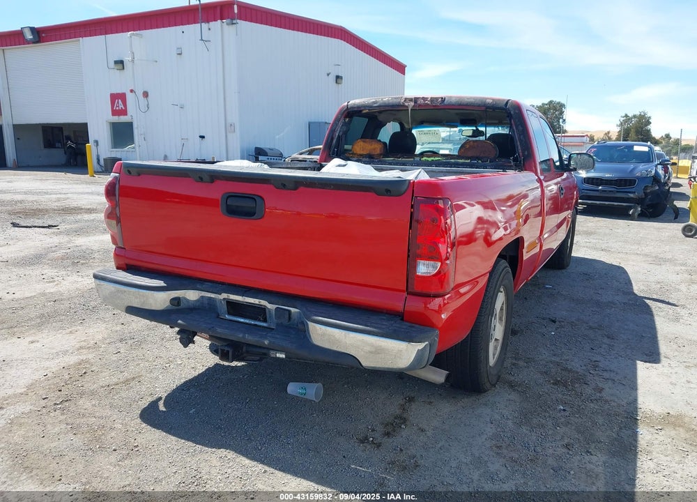 2003 CHEVROLET SILVERADO 1500 LS VIN: 2GCEC19V331411497