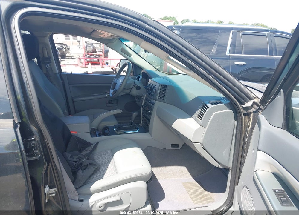 2005 JEEP GRAND CHEROKEE LAREDO VIN: 1J4GR48K65C536307